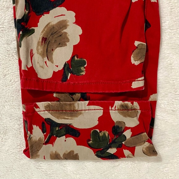Chico’s Red Floral the Platinum Jegging Size 16P - Picture 5 of 15